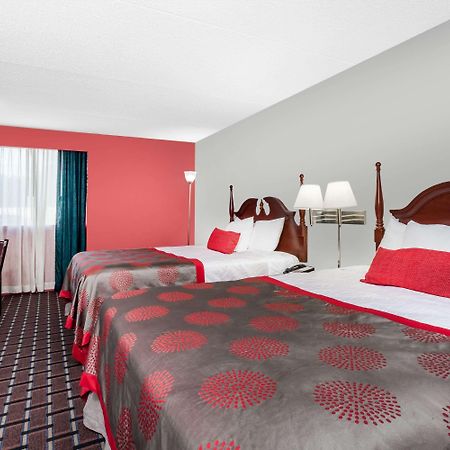 Ramada by Wyndham Henderson/Evansville Exteriör bild